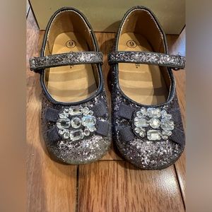 Cherokee silver sparkle with ribbon and jewels toddler girl shoes